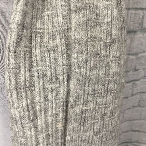 Universal Thread Ribbed Knit Grey Scarf One Size - Picture 3 of 7